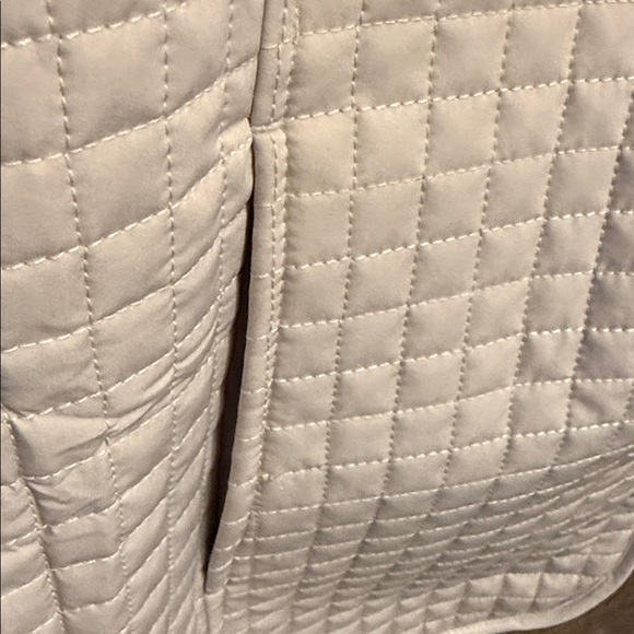 Large Woman’s Quilted style jacket with hood​ - Picture 10 of 12